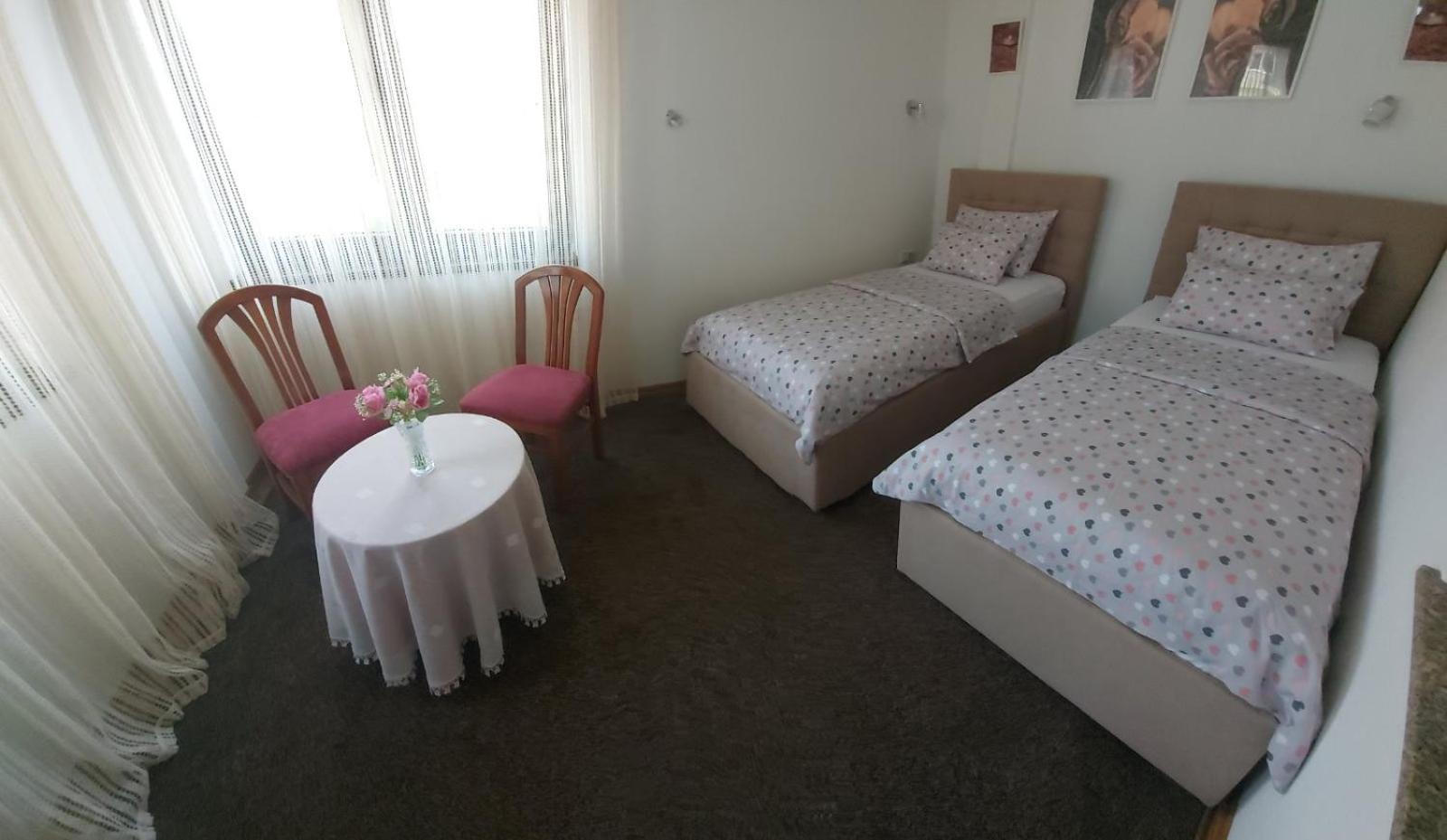 Bed & Breakfast Sjaj 塞拉耶佛 客房 照片